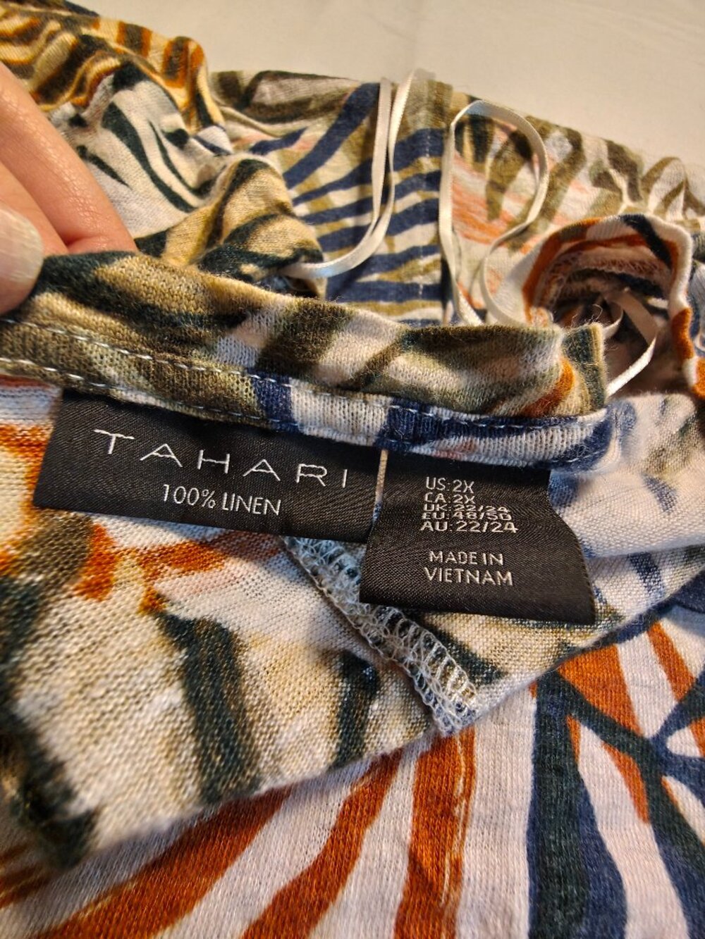 Tahari 100% Linen Tropical Leaf Print Tunic Blouse – Size 2xl